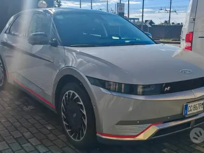 Usata Hyundai Ioniq 75 kW (103 CV) 2021 Grigio Utilitaria