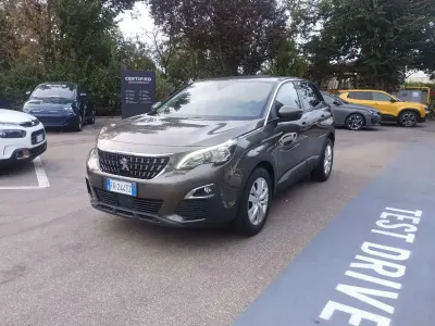 Usata Peugeot 3008 Active 131 CV (96 kW) 2018 Grigio SUV