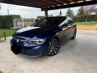 Usata VW Golf VIII 115 CV (84 kW) 2022 Berlina