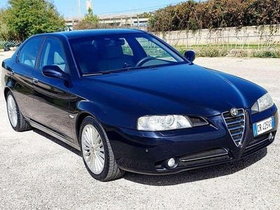 Usata Alfa Romeo 166 175 CV (128 kW) 2004 Blu/azzurro Berlina