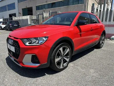 Usata Audi A1 150 CV (110 kW) 2022 Rosso SUV
