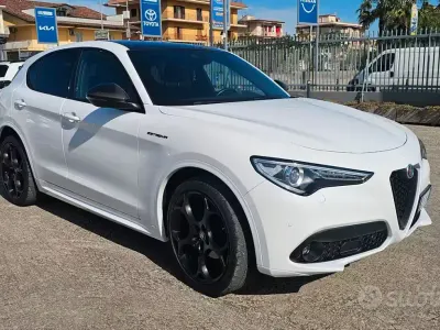 Usata Alfa Romeo Stelvio Estrema 209 CV (153 kW) 2023 Bianco SUV