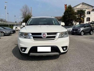 Usata Fiat Freemont Black Code 170 CV (125 kW) 2015 Bianco SUV