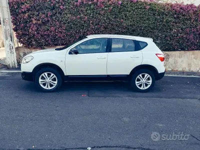 Usata Nissan Qashqai Tekna 110 CV (80 kW) 2012 Bianco SUV