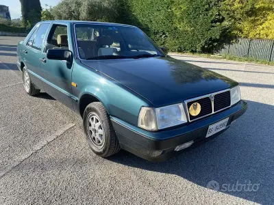 Usata Lancia Thema 120 CV (88 kW) 1987 Berlina