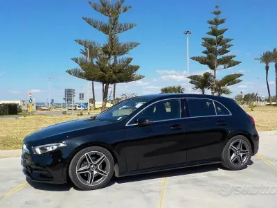 Usata Mercedes A180 116 CV (85 kW) 2019 Nero Utilitaria