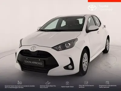 Usado Toyota Yaris Active 72 CV (52 kW) 2022 Blanco Utilitario