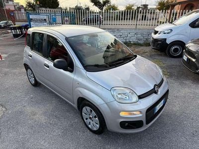Usata Fiat Panda Lounge 69 CV (50 kW) 2017 Argento Berlina
