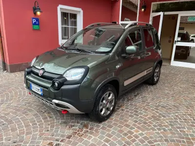Occasion Fiat Panda Cross Cross 95 PK (69 kW) 2018 Groen Hatchback