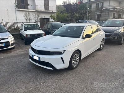 Usata Opel Astra 130 CV (95 kW) 2023 Bianco Berlina