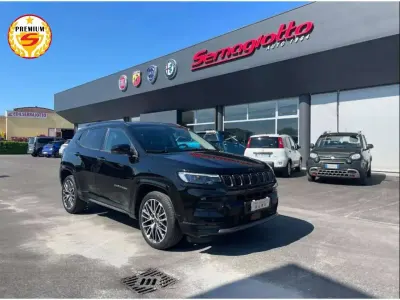 Usata Jeep Compass Summit 131 CV (96 kW) 2025 Nero SUV
