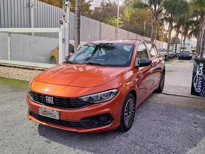 Usata Fiat Tipo 99 CV (72 kW) 2023 Arancione Utilitaria