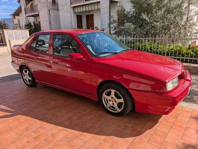 Usata Alfa Romeo 155 126 CV (92 kW) 1992 Rosso Berlina