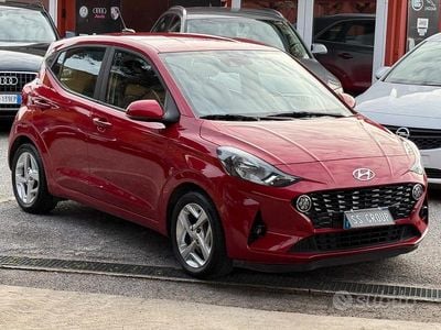 Usata Hyundai i10 67 CV (49 kW) 2022 Rosso Utilitaria