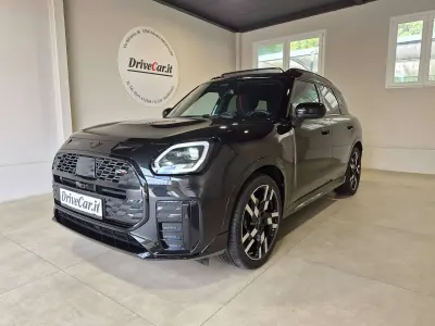 Usata Mini John Cooper Works Countryman 170 CV (125 kW) 2025 Nero midnight met. SUV