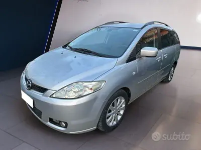 Begagnad Mazda 5 Style 110 HK (80 kW) 2006 Grå Minibuss