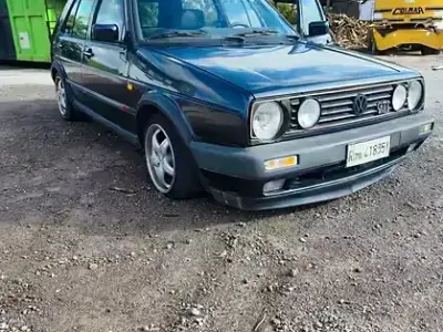 Usata VW Golf II GTI 136 CV (100 kW) 1990 Verde Utilitaria