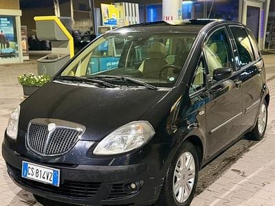 Usata Lancia Musa 95 CV (69 kW) 2006 Nero Monovolume