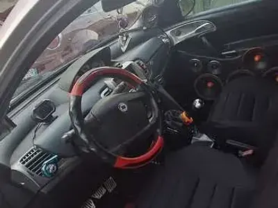 Usata Lancia Ypsilon 75 CV (55 kW) 2008 Utilitaria
