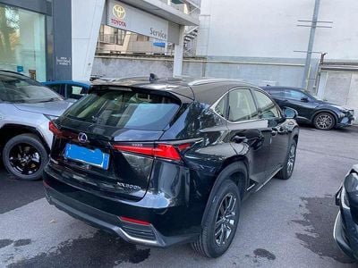 Usata Lexus NX300h Business Edition 155 CV (114 kW) 2017 SUV