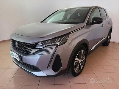 Usata Peugeot 3008 Allure 130 CV (95 kW) 2021 Grigio SUV