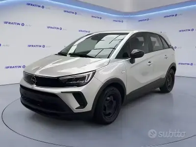 Usata Opel Crossland Edition 83 CV (61 kW) 2022 Gris aluminium [m0zr]  metall SUV