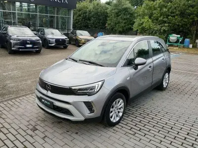 Usata Opel Crossland Elegance 110 CV (80 kW) 2021 Grigio SUV