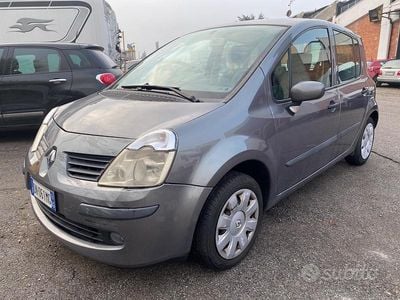 Grigio Usata 2008 Renault Modus Monovolume | 2200 € (Ottimo prezzo)