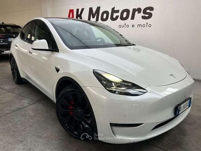 Usata Tesla Model Y Performance 392 kW (534 CV) 2022 Bianco SUV