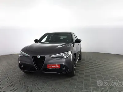 Usata Alfa Romeo Stelvio 209 CV (153 kW) 2023 Grigio SUV