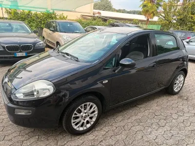 Usata Fiat Punto Evo Dynamic 69 CV (50 kW) 2011 Other Utilitaria
