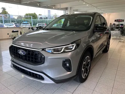 Usata Ford Kuga Active X 151 CV (111 kW) 2025 Solar silver SUV
