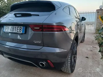 Usata Jaguar E-Pace 179 CV (131 kW) 2019 Grigio SUV