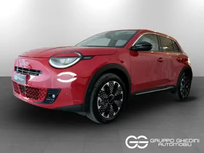 Usata Fiat 600 La Prima 110 CV (80 kW) 2025 Rosso SUV