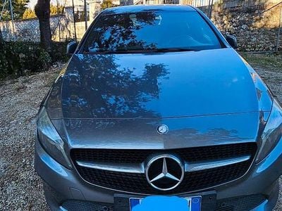 Usata Mercedes A180 2016 Grigio Berlina