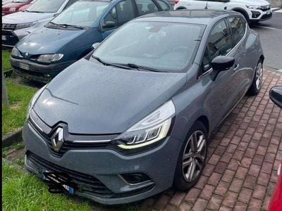 Usata Renault Clio IV Zen 90 CV (66 kW) 2019 Grigio Berlina