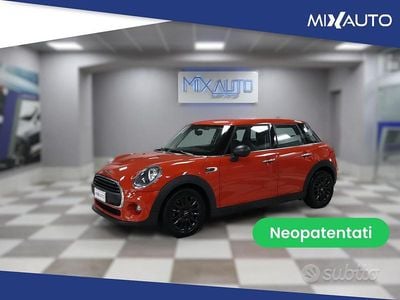 Usata Mini ONE 75 CV (55 kW) 2020 Marrone Utilitaria