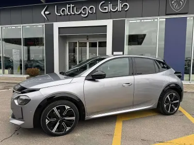 Usata Lancia Ypsilon 101 CV (74 kW) 2025 Verde Utilitaria