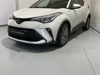 Usata Toyota C-HR Trend 184 CV (135 kW) 2021 Bianco SUV