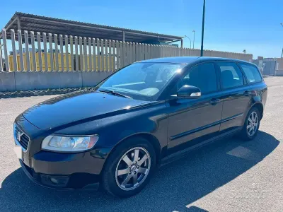 Usata Volvo V50 109 CV (80 kW) 2009 Nero Station wagon