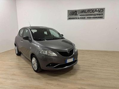 Usata Lancia Ypsilon S 95 CV (69 kW) 2016 Grigio Utilitaria