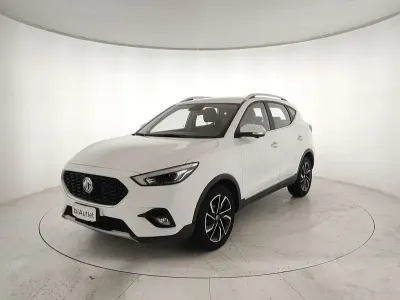 Usata MG ZS Luxury 106 CV (77 kW) 2024 Bianco SUV