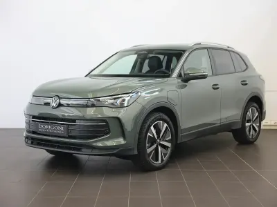 Usata VW Tiguan Edition 204 CV (150 kW) 2025 Velvet green metallizzato SUV
