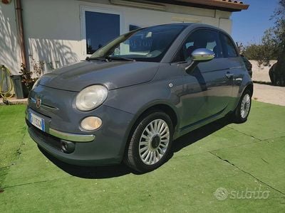 Begagnad Fiat 500 Lounge 95 HK (69 kW) 2010 Grå Sedan