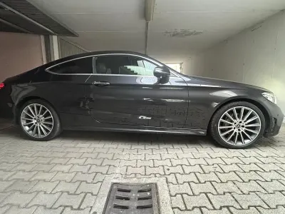 Usata Mercedes C220 Premium Plus 194 CV (142 kW) 2023 Nero Coupé