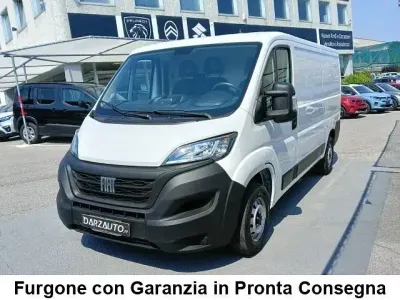 Usata Fiat Ducato 33 140 CV (102 kW) 2023 Bianco pastello Furgone