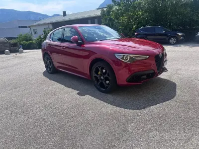 Usata Alfa Romeo Stelvio 209 CV (153 kW) 2022 Rosso SUV