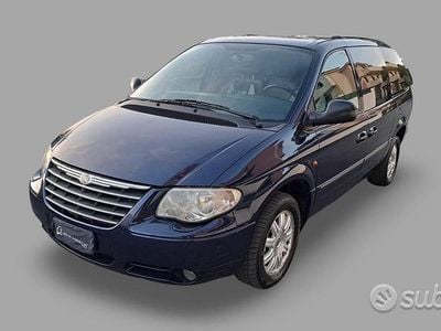 Usata Chrysler Grand Voyager 150 CV (110 kW) 2007 Blu Monovolume