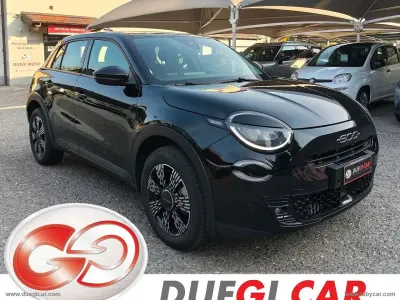 Usata Fiat 600 Pop 101 CV (74 kW) 2025 Nero SUV