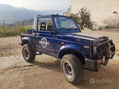 Suzuki Samurai